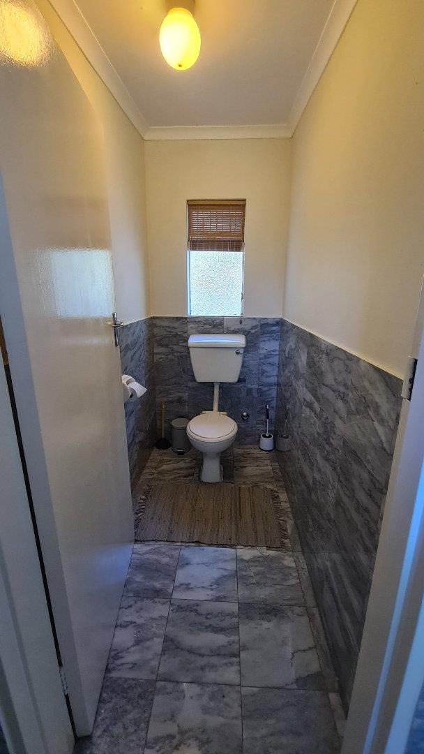 To Let 1 Bedroom Property for Rent in Paradyskloof Western Cape